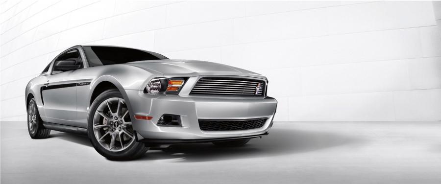  Ford Mustang V6 2011 года  (фото 83 из 93)